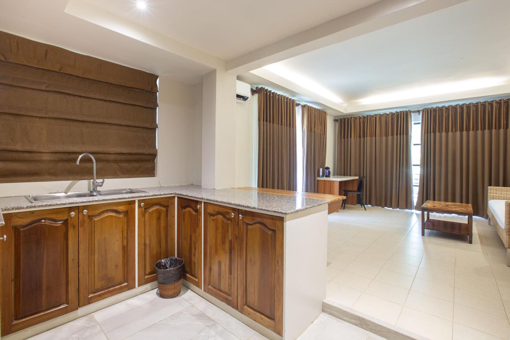 Golden Sands Destination Resorts Daanbantayan Extérieur photo